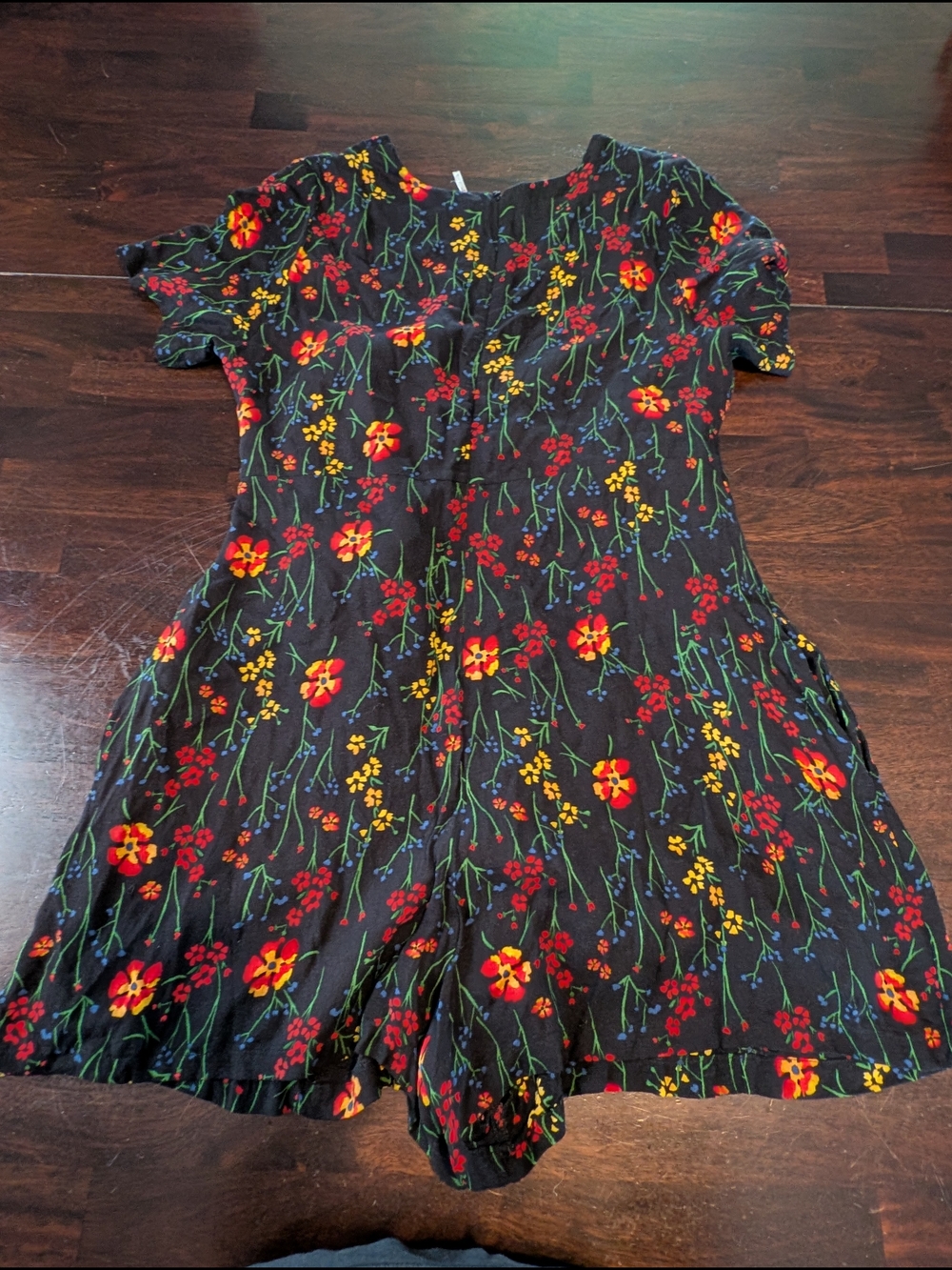 Free People Bet You Do Black Floral Short-Sleeve Romper, Women's 12 - Picture 7 of 10